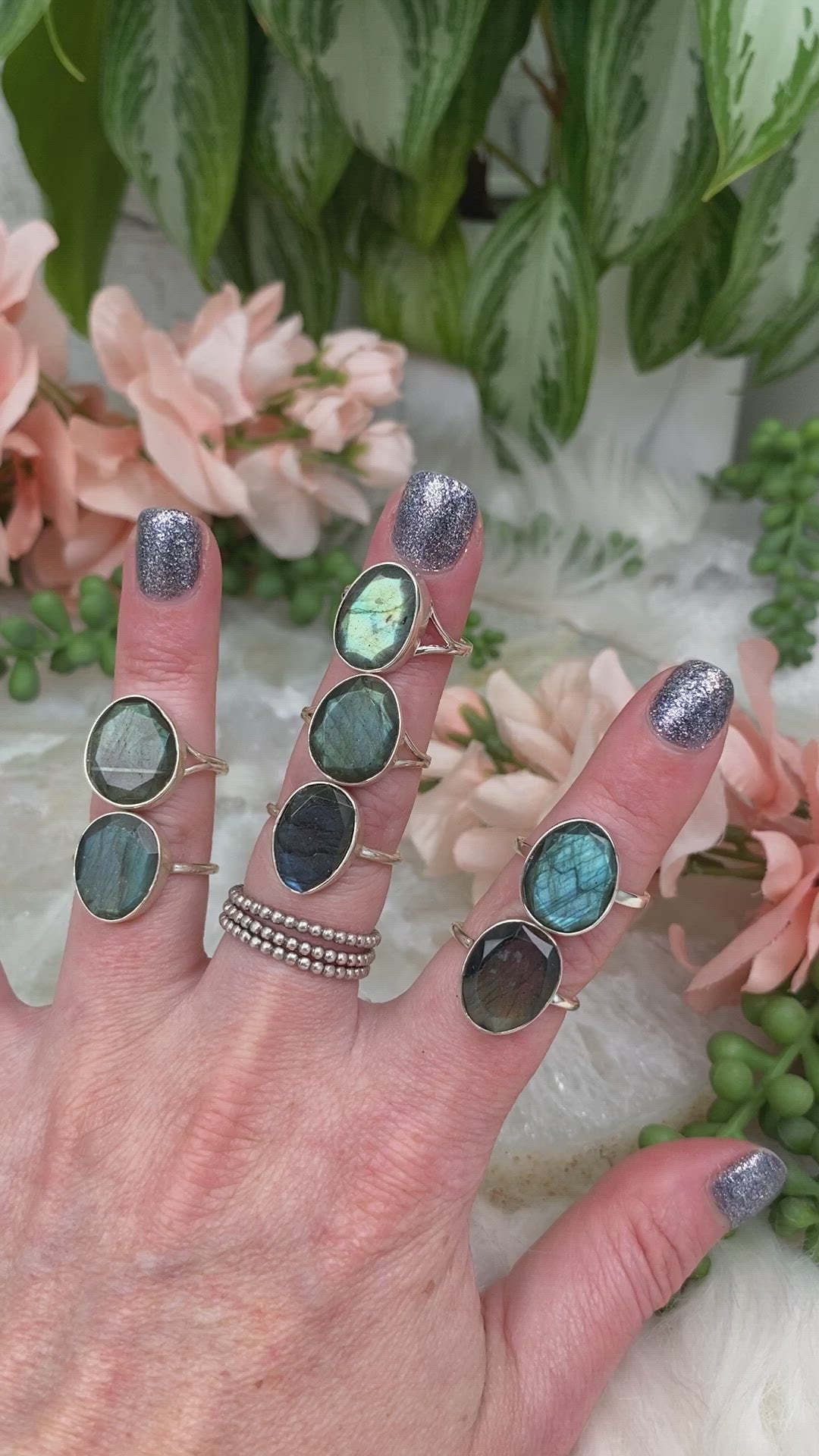 Labradorite-Rings for sale 