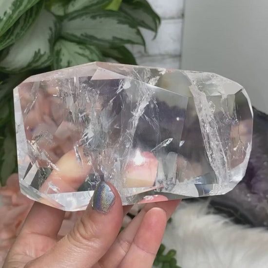 Geometric quartz and smoky quartz video
