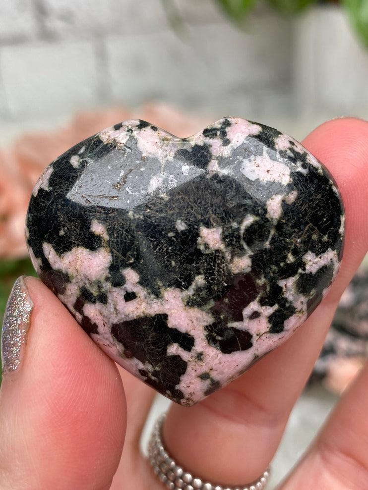 black-jasmine-jasper-heart