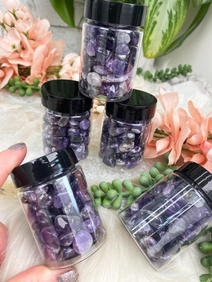 chevron-amethyst-chip-stones