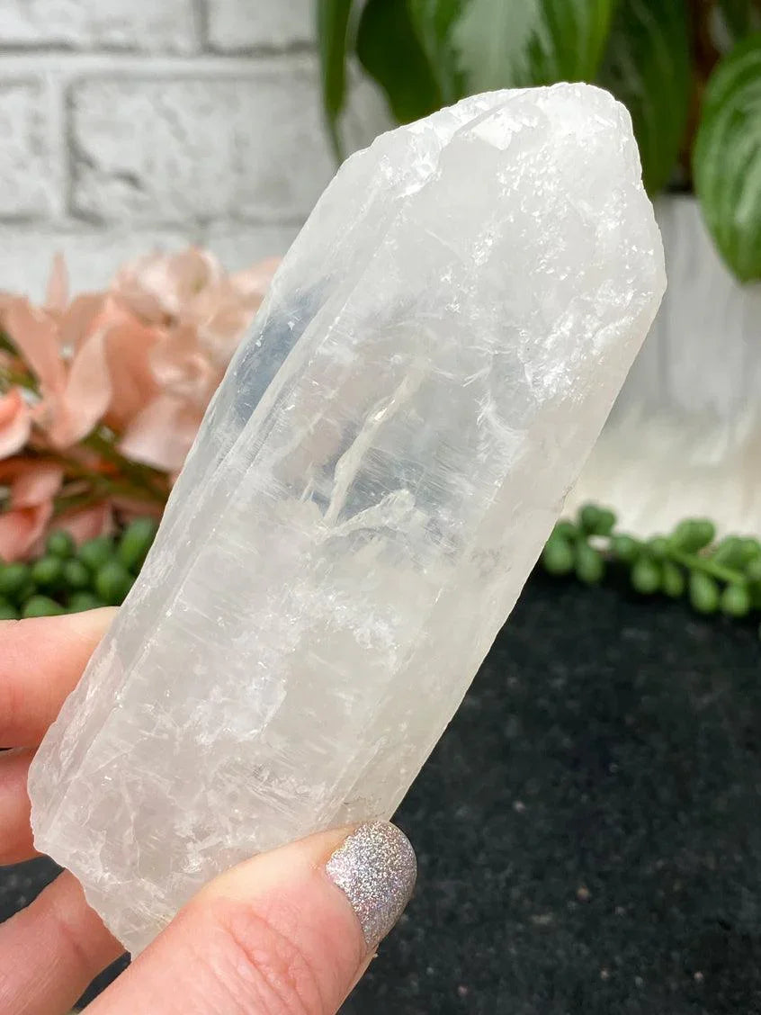 chunky-blue-smoke-crown-quartz