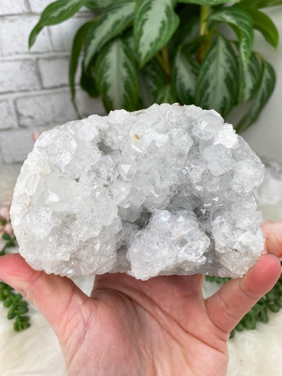 chunky-small-white-apophyllite