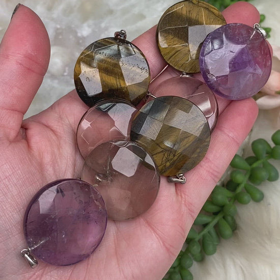 Faceted-Crystal-Pendant