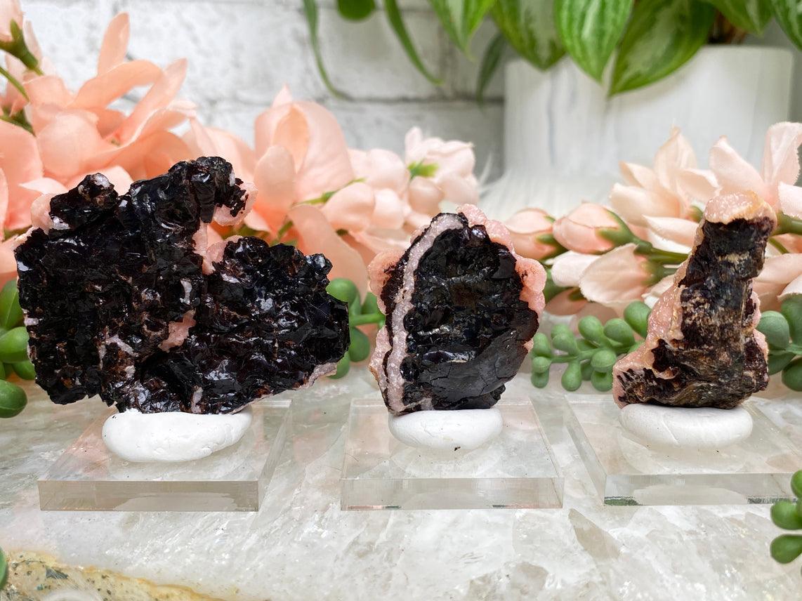 dark-matrix-mexico-rhodochrosite