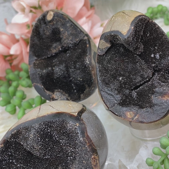 Septarian-Egg-Crystals