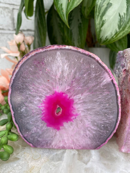 dyed-pink-quartz-geode-candle