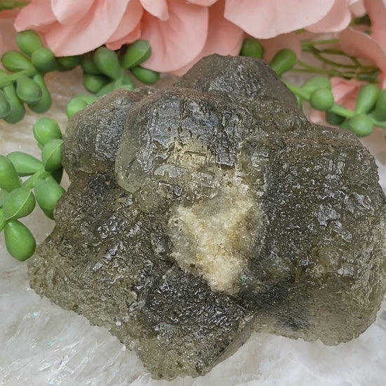 green-hanksite-crystals