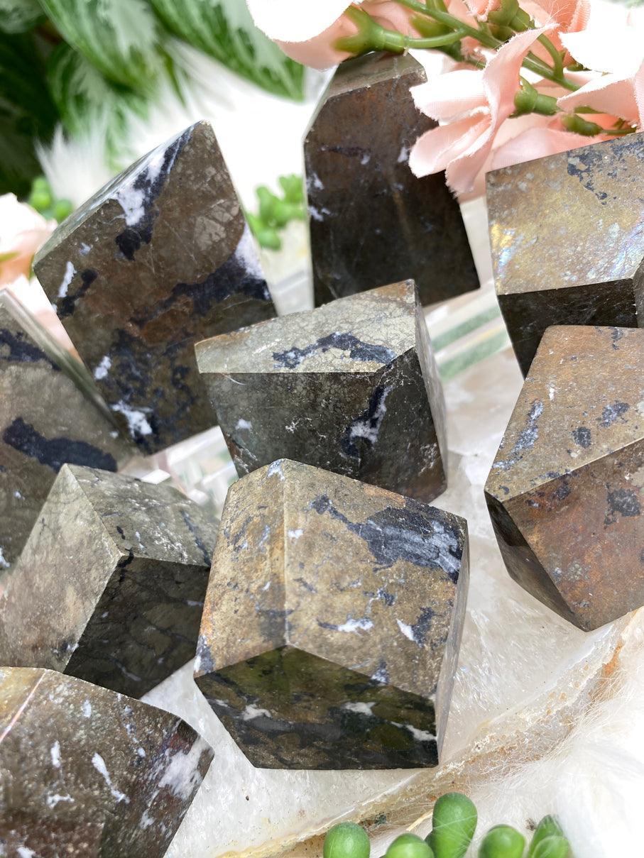 gold-chalcopyrite-pieces