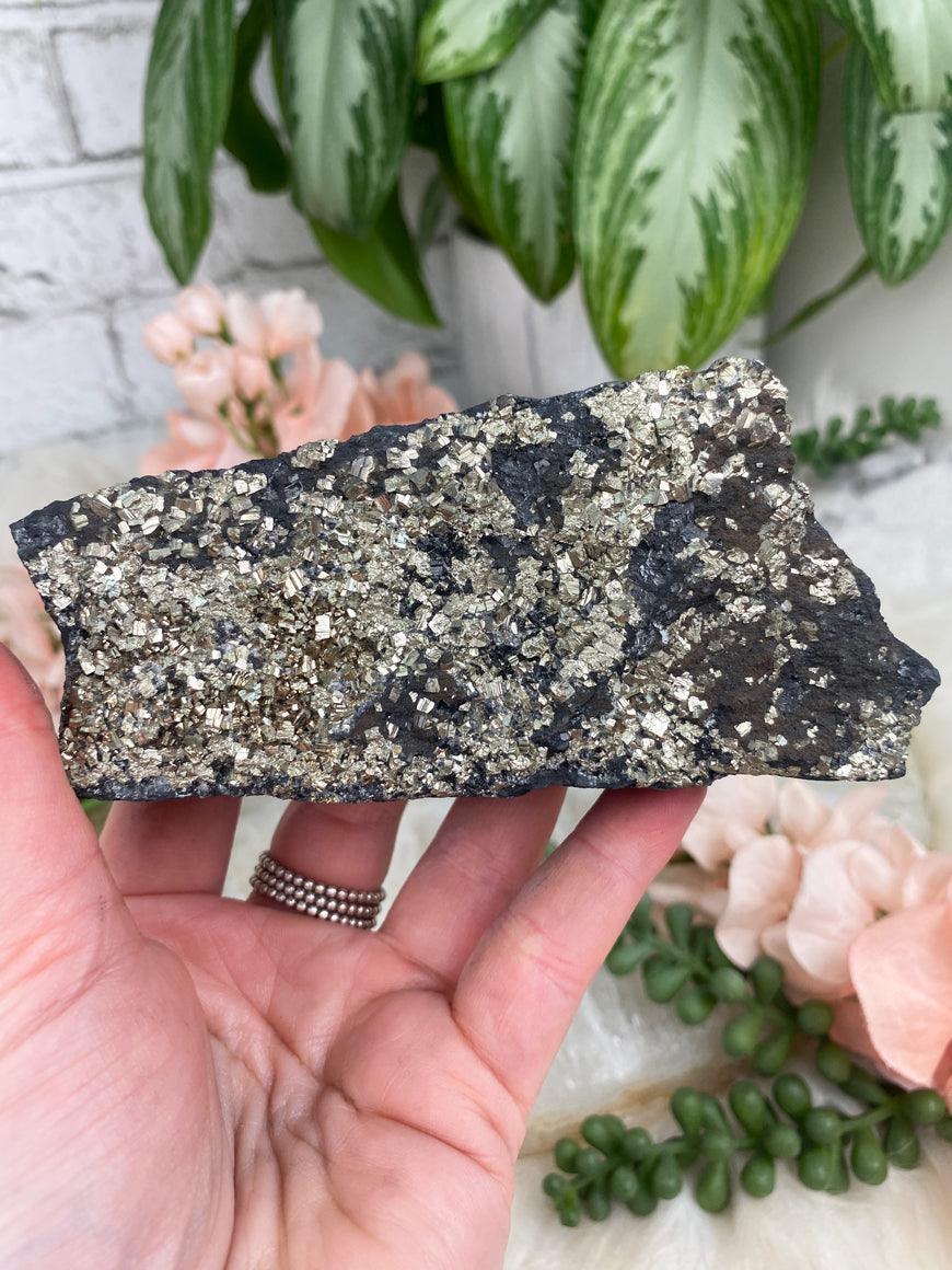 gold-pyrite-basalt