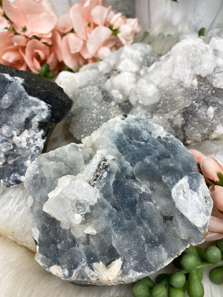 gray-chalcedony-quartz-clusters
