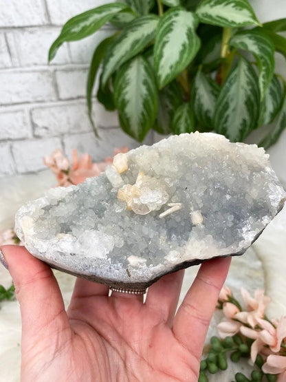 gray-quartz-stilbite