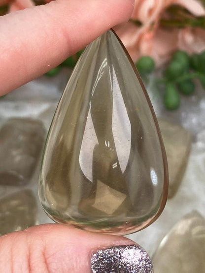 large-citrine-tear-drop-cabochon