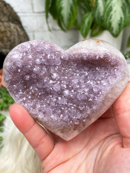 light-amethyst-quartz-agate-heart