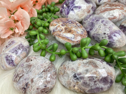 madagascar-amethyst-palm-stones