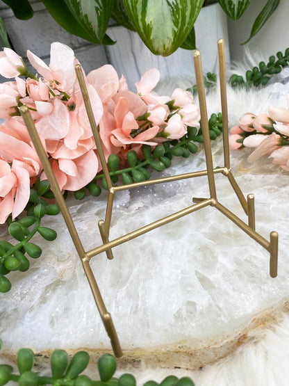 metallic-gold-metal-stand