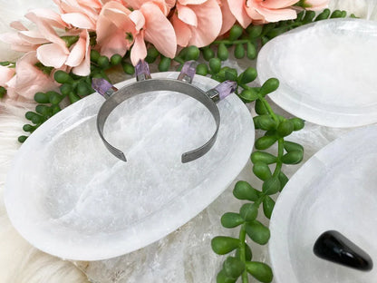 modern-oval-selenite-plate