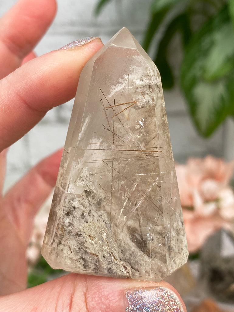 off-white-rutile-garden-quartz-point