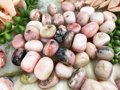 peruvian-pink-opal-crystals