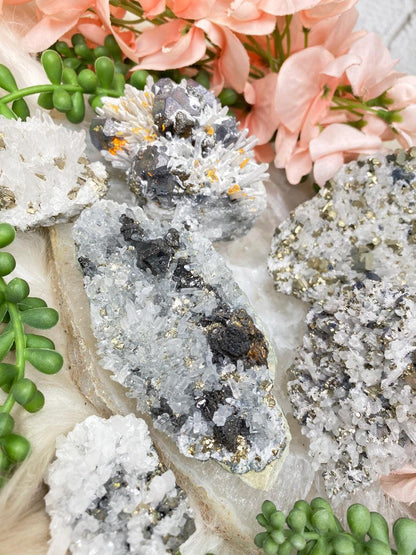 peruvian-quartz-sphalerite-pyrite