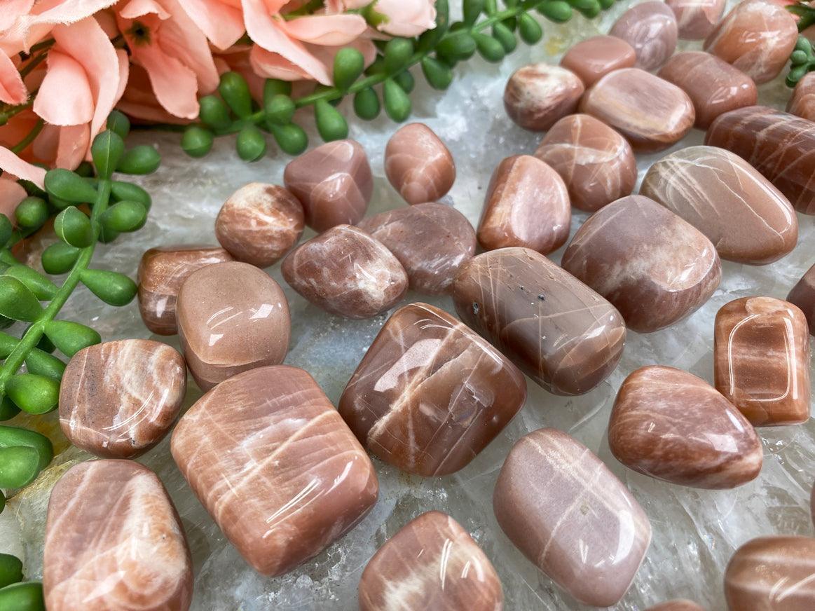 pink-feldspar-sunstone