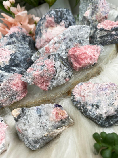 pink-gray-raw-colorado-rhodochrosite