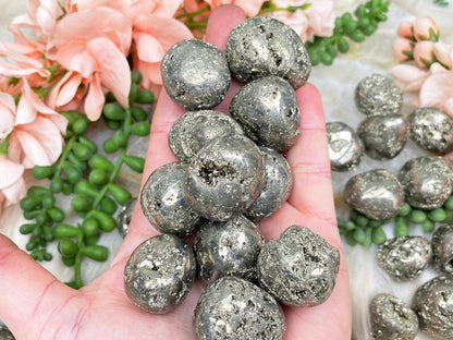 pyrite-tumbles-peru