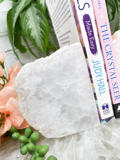 quartz-geode-bookend