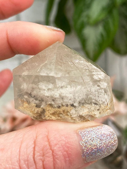 short-garden-quartz-point