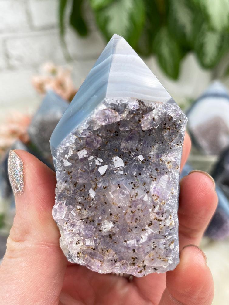 small-amethyst-face-agate-point