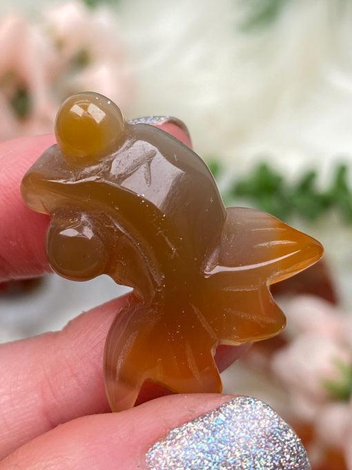 small-carnelian-fish-pendant