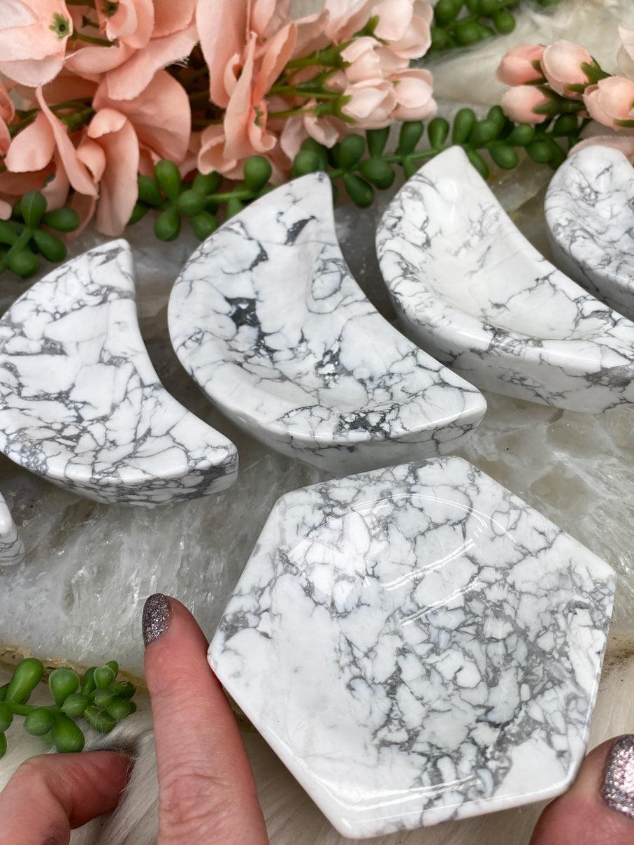 small-howlite-moon-hexagon-bowls