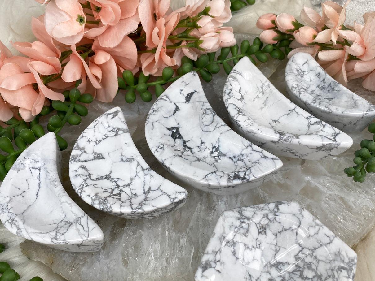small-howlite-ring-dish-moons