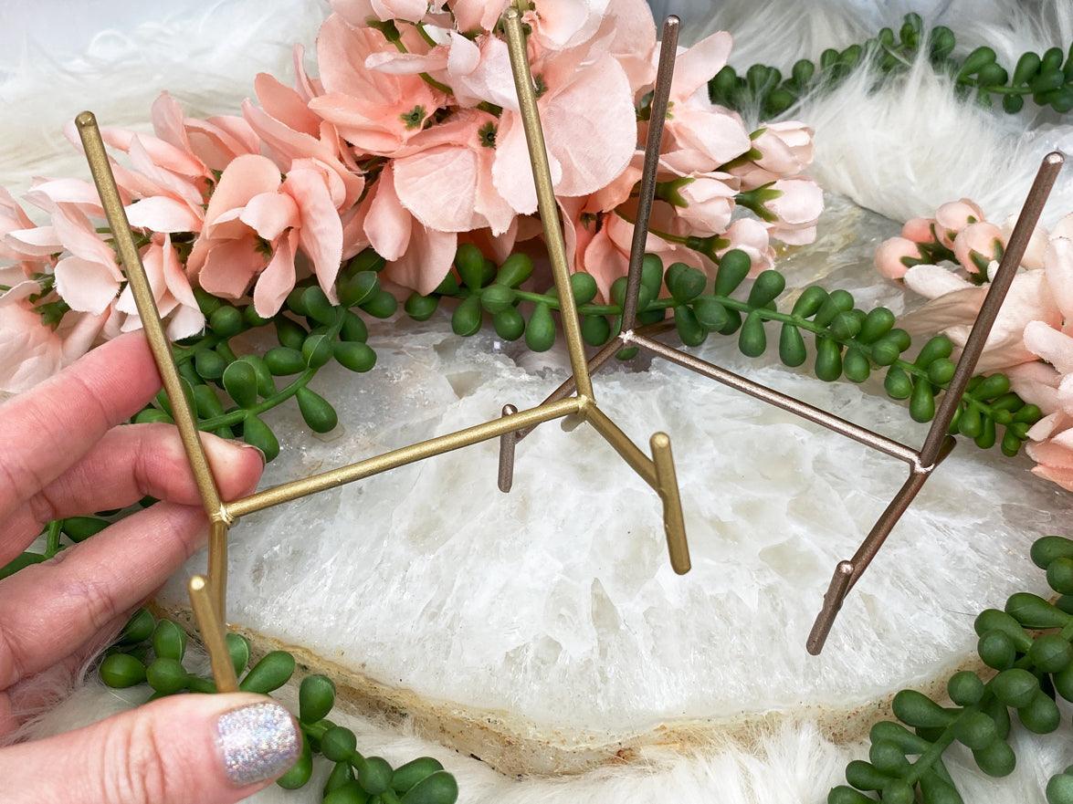 small-metallic-crystal-stands