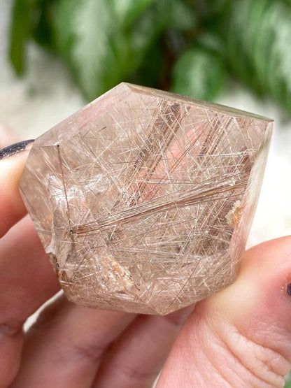 tan-rutile-quartz