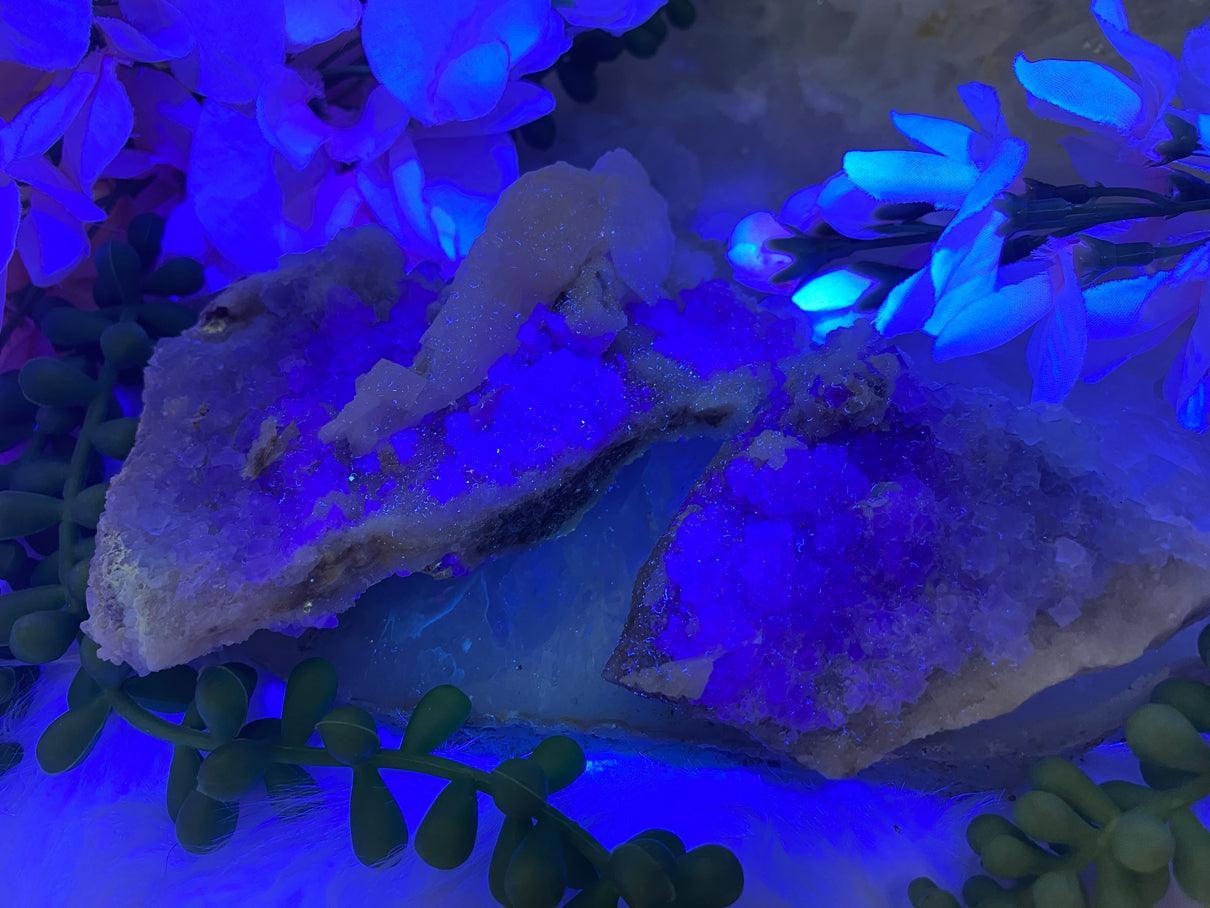    uv-reactive-blue-bingham-fluorite