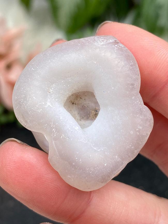 white-chalcedony-rose
