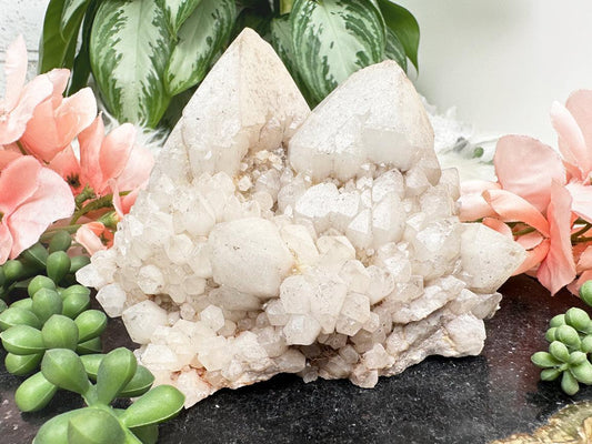 white-madagascar-quartz-cluster