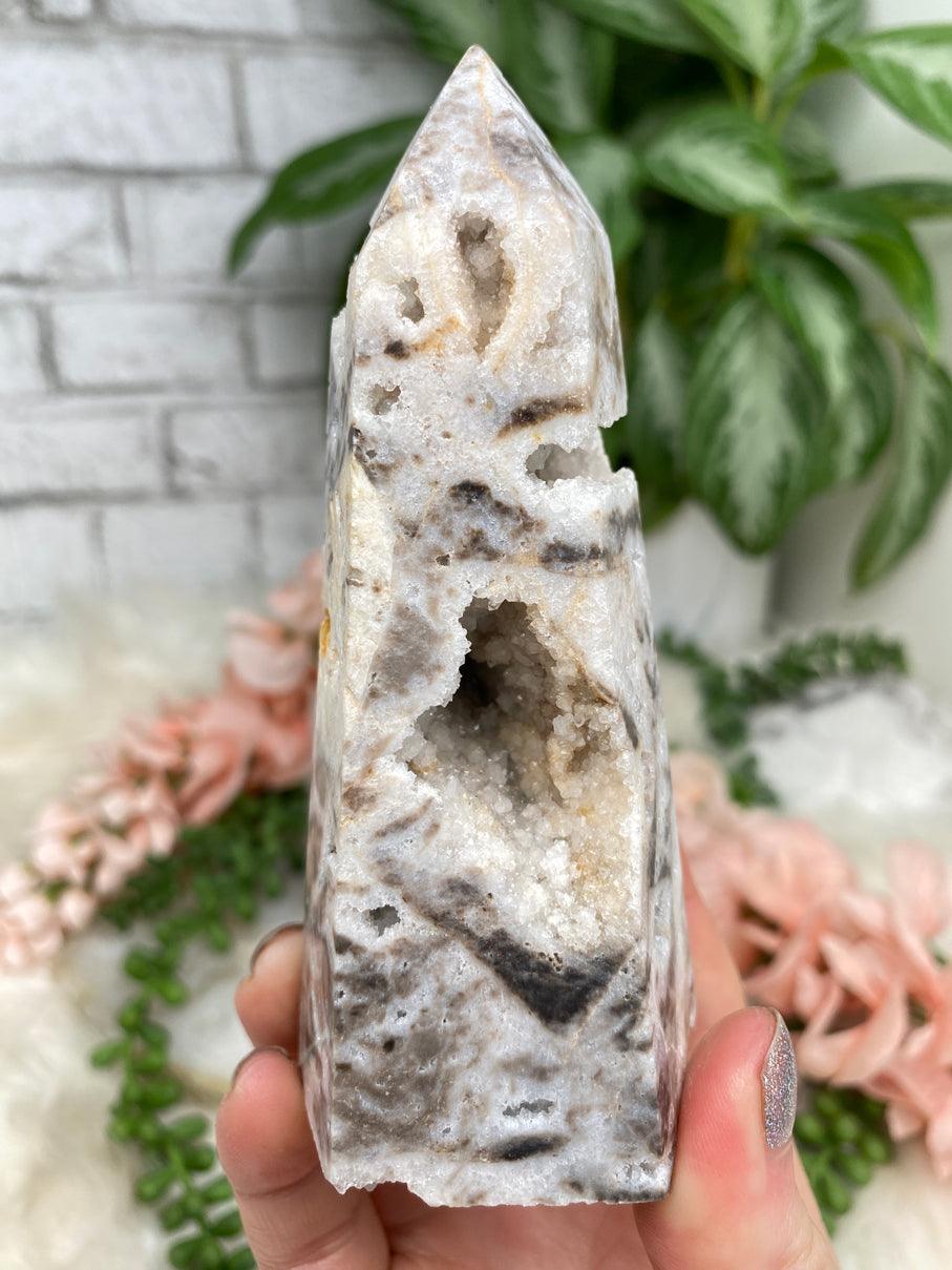 white-sphalerite-point