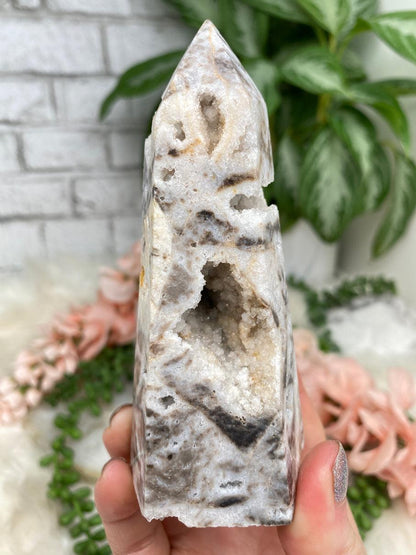 white-sphalerite-point